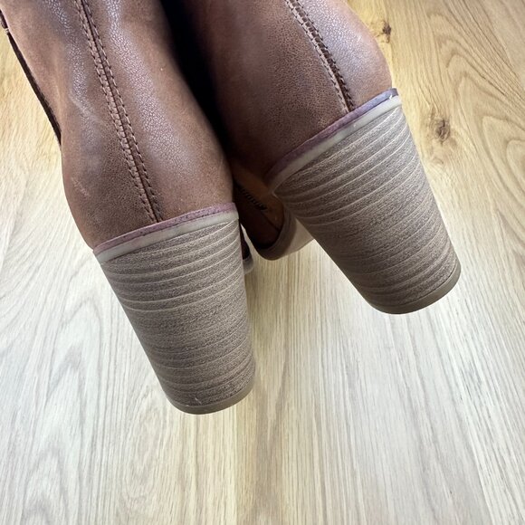 MIA Brown Block Heel Ankle Booties Size 9.5 Wide Round Toe Zipper Faux Leather - Picture 6 of 7